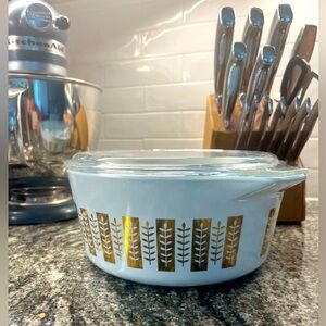 Vintage Pyrex Delphite Blue 2.5 QT Casserole Dish with Lid